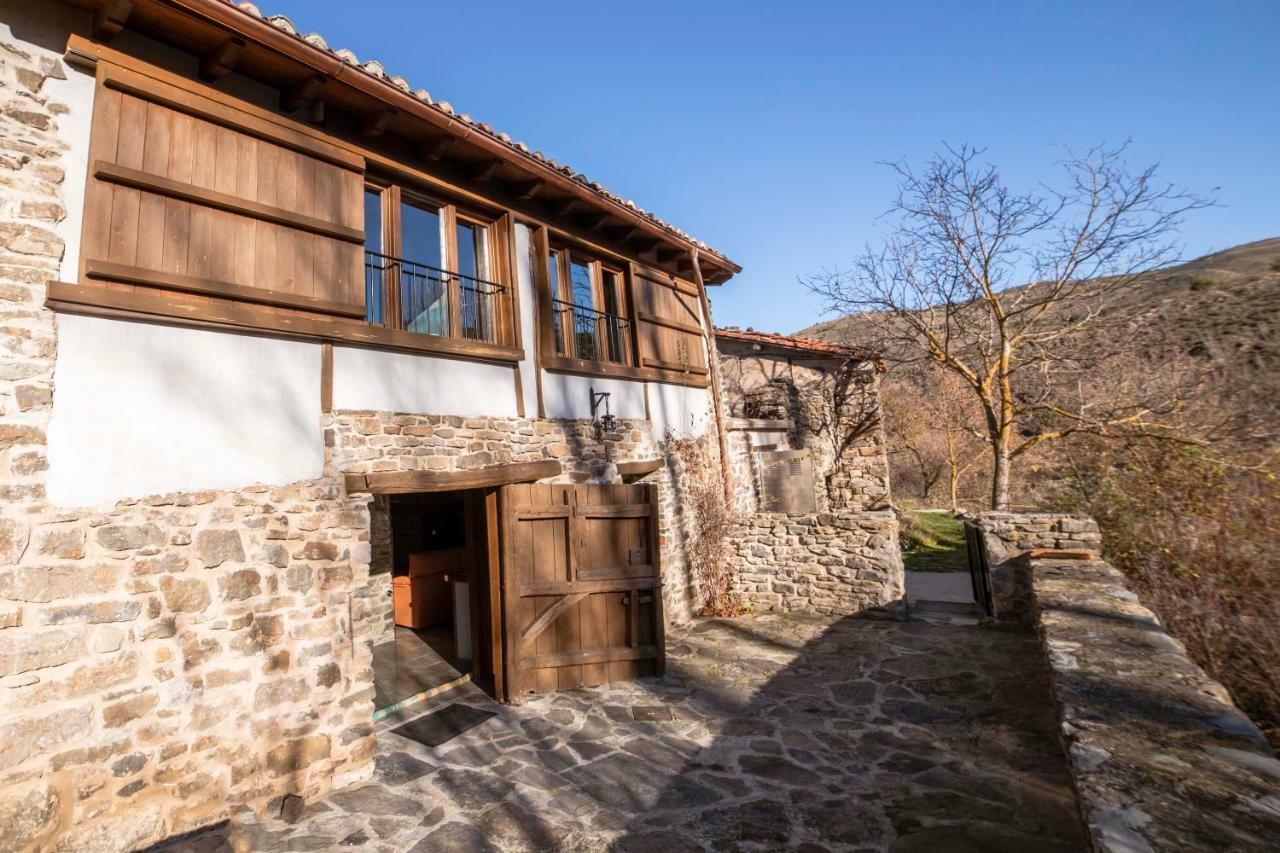 Casa Rural El Huerto De La Fragua Guest House Енсисо Екстериор снимка